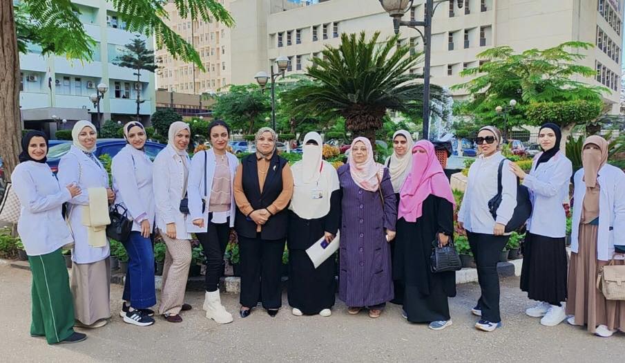 “ابتسامتك غالية”.. قافلة توعوية علاجية لكلية طب الأسنان بجامعة المنصورة بمستشفى الأطفال الجامعي